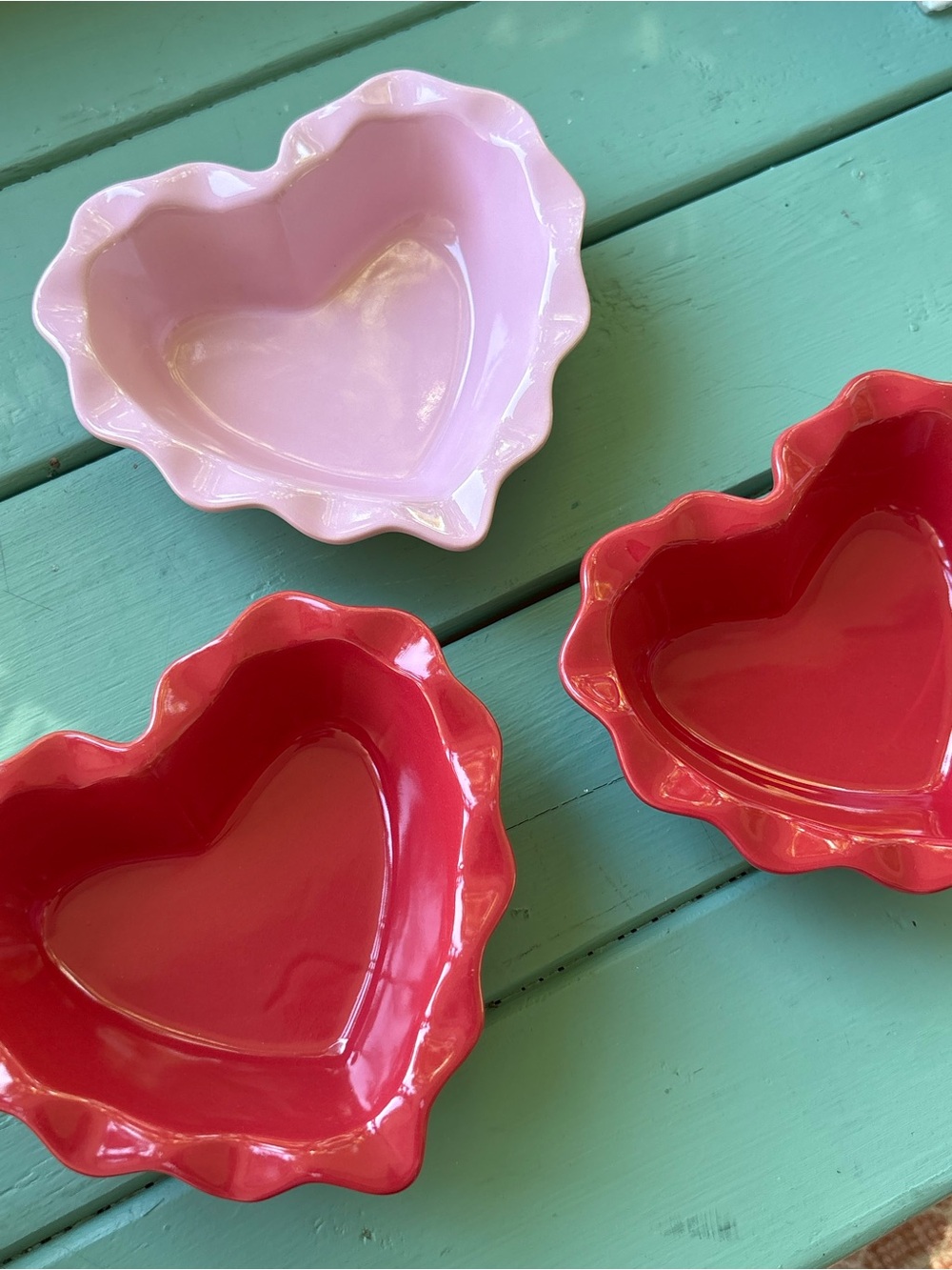 Michaels Heart-Shaped Ceramic Dishes in Light Pink and Red